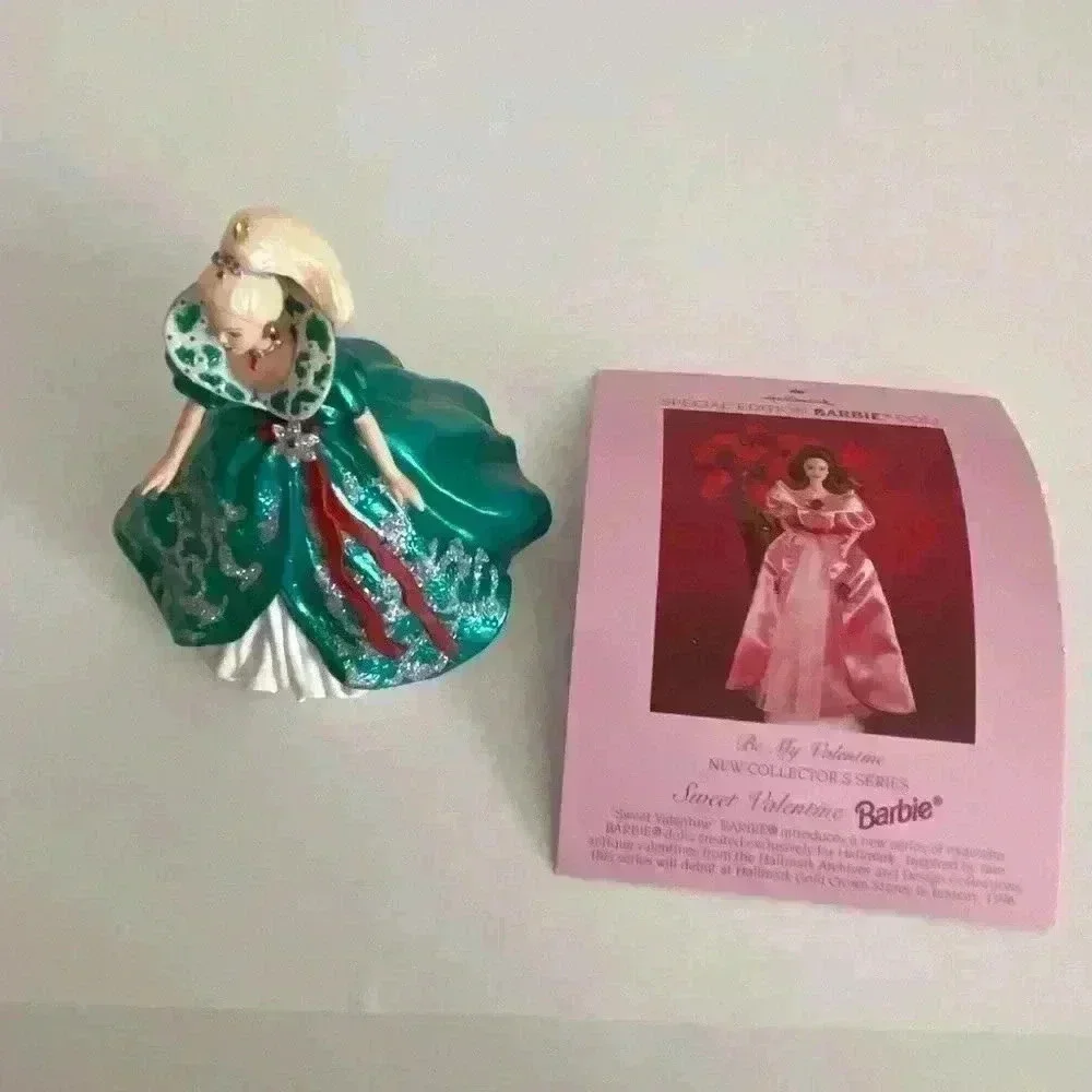 Hallmark Keepsake Ornament Holiday Barbie